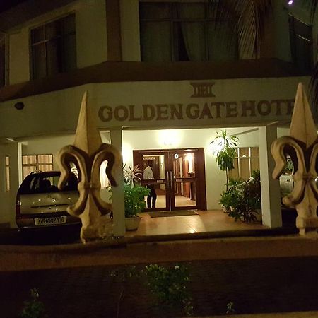 Golden Gate Hotel Кумаси Экстерьер фото